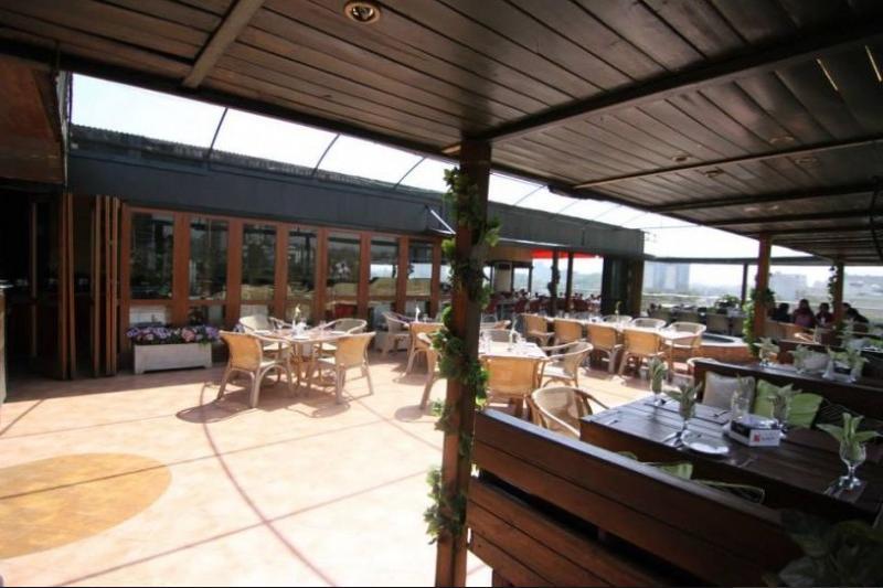 Maisonette Hotel & Apartments Lahore Bagian luar foto
